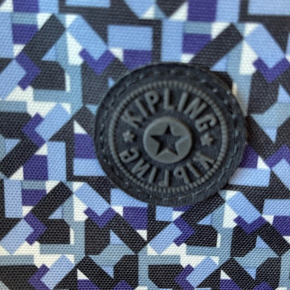 Kipling Women's Nylon bag crossbody adjustable strap purse tote lunch wipeable - Picture 15 of 16